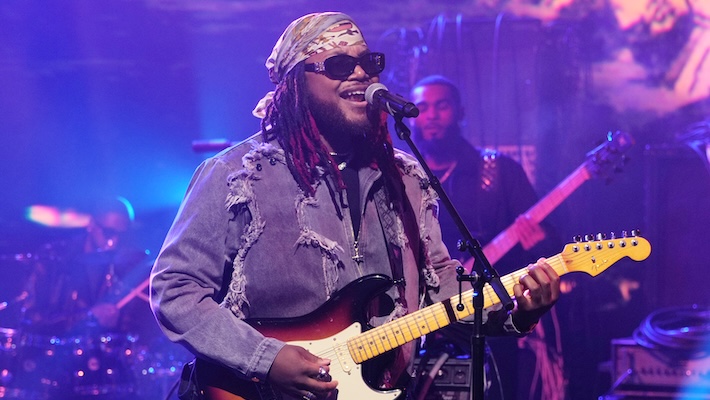 Leon Thomas Shares His 2025 ‘Mutts Don’t Heel Tour’ Dates